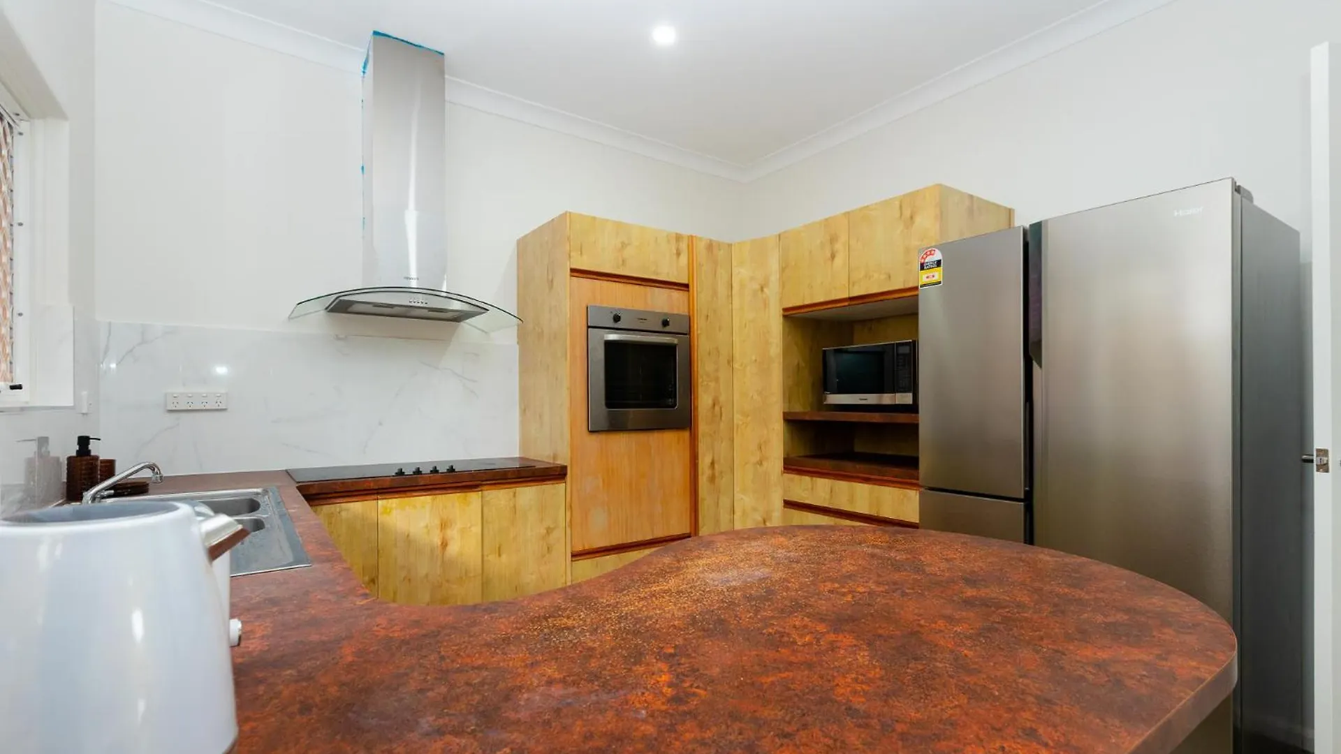 Guest house Adelaide Escape And Business-3Bath Full Kitchen Fast Wifi 3Tv-For Large Families And Group Hotel Australia